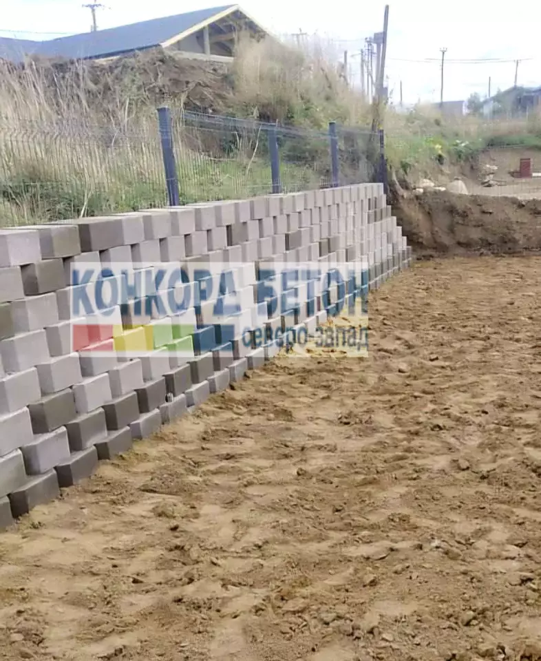 Камень подпорный