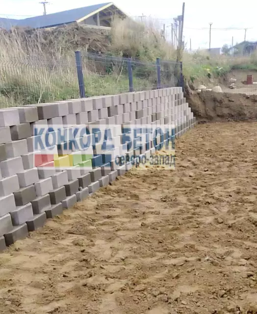 Камень подпорный