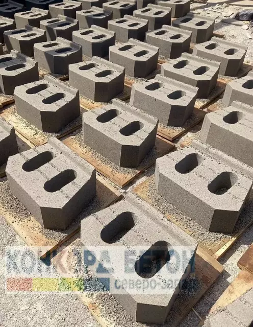 Камень подпорный